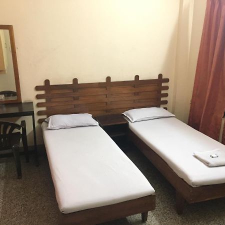 Nellimoottil Guest House Kottayam Room photo