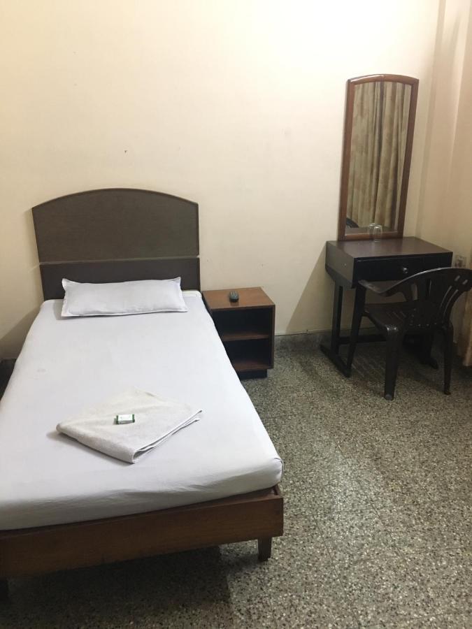 Nellimoottil Guest House Kottayam Room photo